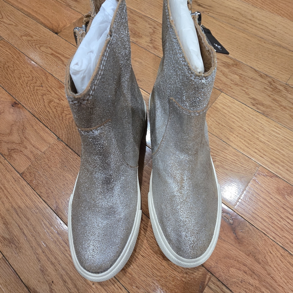 Frye Women's Shimmering Ankle Booties